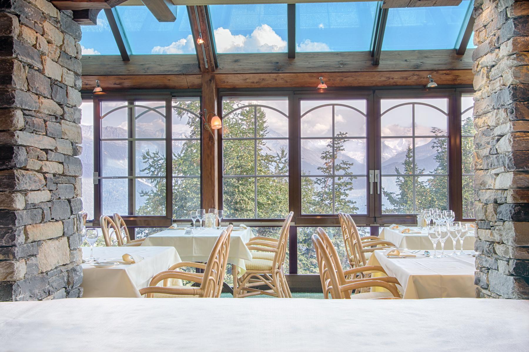 Hotel-Restaurant Le Mont Paisible, Crans-Montana Exterior photo